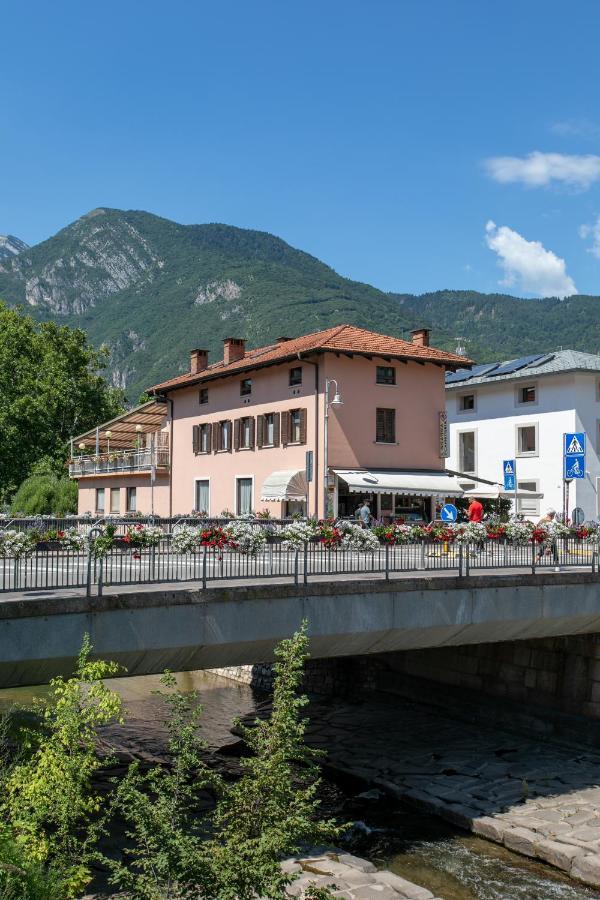 Appartamento Al Ponte Adiacente Al Parco, Vicino All'Ospedale E Centro เตรนโต ภายนอก รูปภาพ