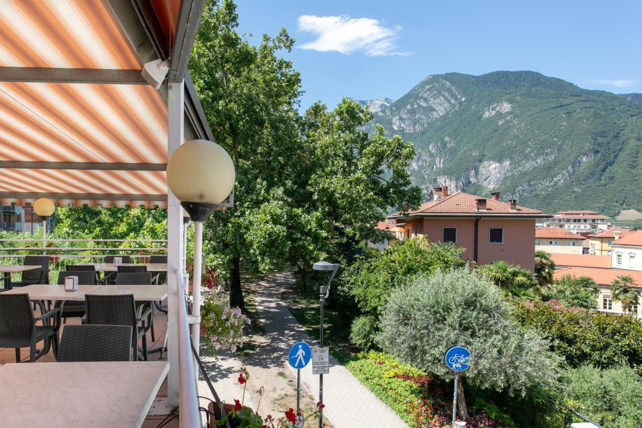 Appartamento Al Ponte Adiacente Al Parco, Vicino All'Ospedale E Centro เตรนโต ภายนอก รูปภาพ